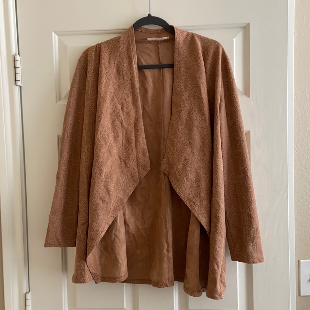 Snakeskin blazer from Versona Size: L